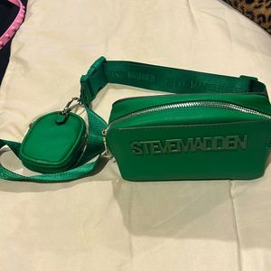 Steve Madden Vibrant Green Crossbody Bag